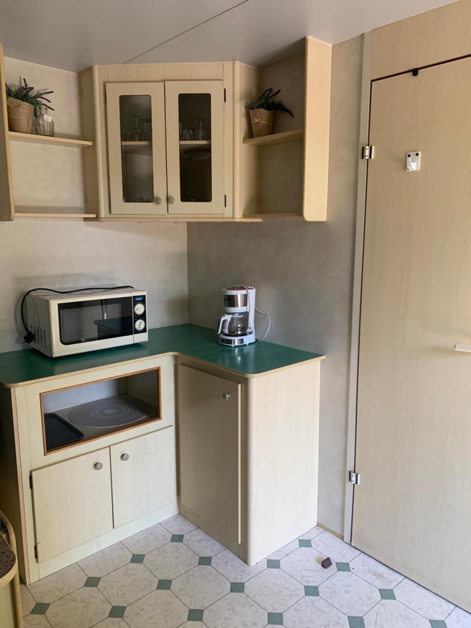 Comfortabele Familie Met Veranda Incl Airco Dichtbij Zee! Chalet