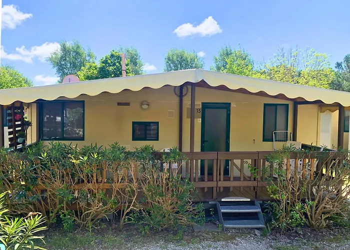 Comfortabele Familie Chalets Met Veranda Incl Airco Dichtbij Zee!